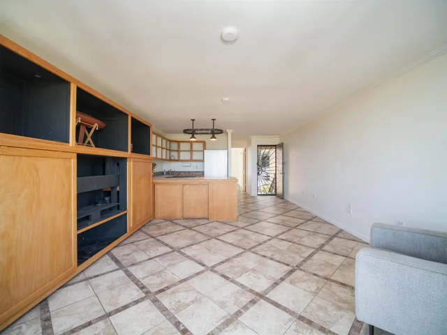 Listing Image for 120 Hui F Rd K15 8 of 21