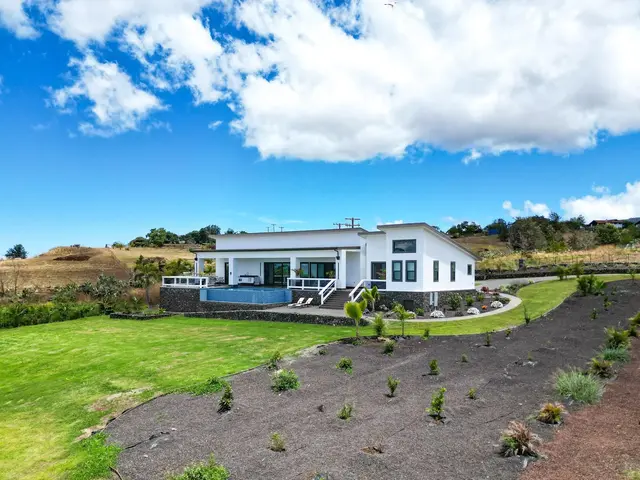 Listing Image for 280 Huahua Pl A 4 of 31