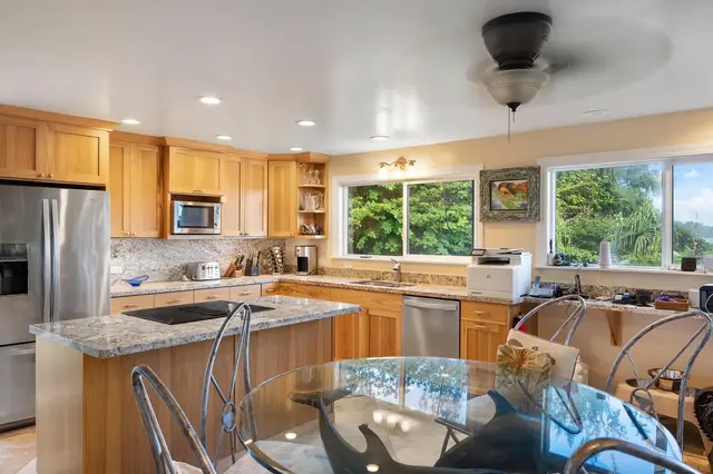 Listing Image for 140 Waikoloa Rd 11 of 40