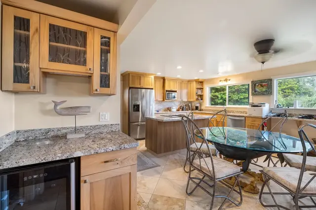 Listing Image for 140 Waikoloa Rd 14 of 40