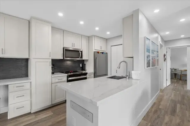 Listing Image for 52 Kopi Ln 11-102 1 of 33
