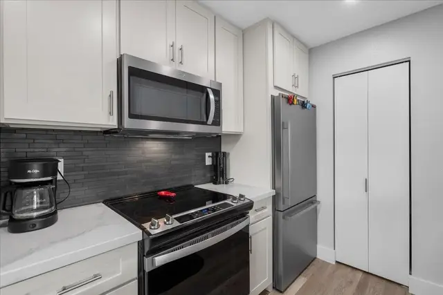 Listing Image for 52 Kopi Ln 11-102 10 of 33