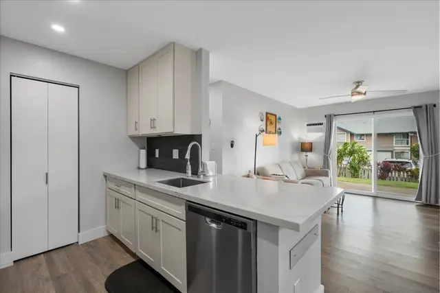 Listing Image for 52 Kopi Ln 11-102 13 of 33