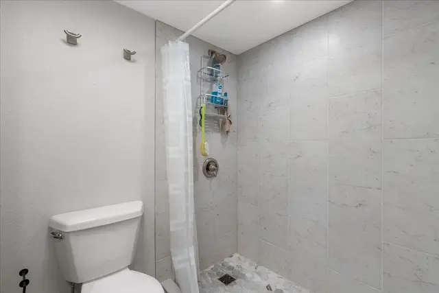 Listing Image for 52 Kopi Ln 11-102 31 of 33