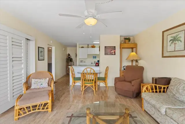 Listing Image for 150 Hauoli St 300 3 of 34