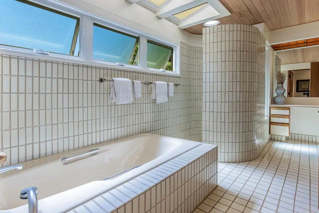 Listing Image for 4000 Wailea Alanui Dr 1904 24 of 50