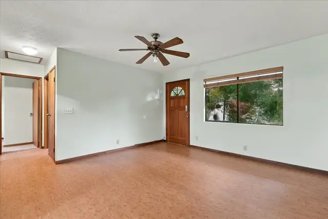 Listing Image for 328 Kaomi Pl 25 of 40