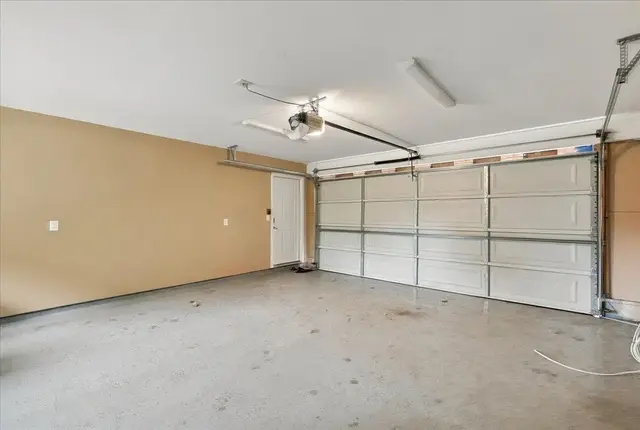 Listing Image for 328 Kaomi Pl 31 of 40