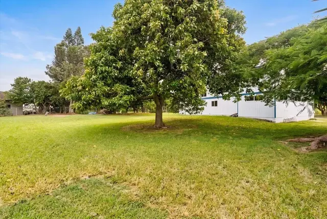 Listing Image for 328 Kaomi Pl 39 of 40