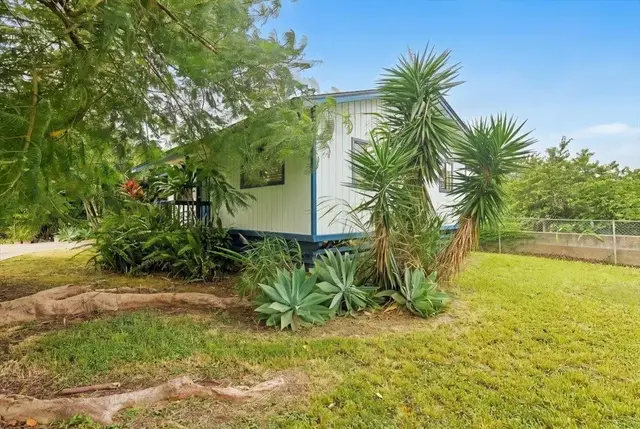 Listing Image for 328 Kaomi Pl 40 of 40