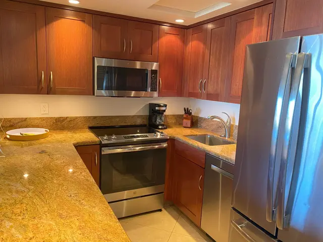 Listing Image for 2481 Kaanapali Pkwy 1120 V 11 of 32