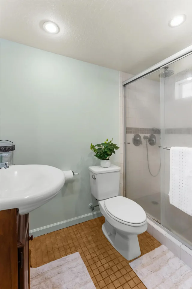 Listing Image for 480 Pio Dr 310 5 of 13