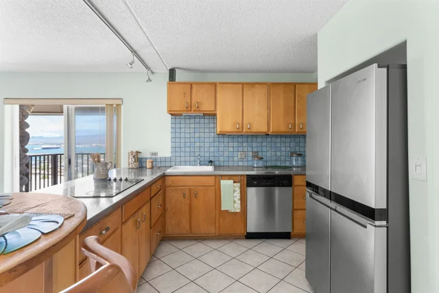 Listing Image for 480 Pio Dr 310 9 of 13