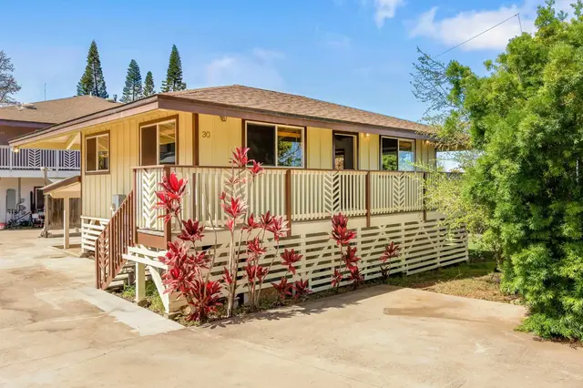 Listing Image for 30 Puakea Pl 2 of 27