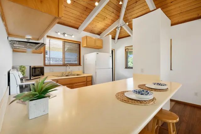 Listing Image for 30 Puakea Pl 9 of 27