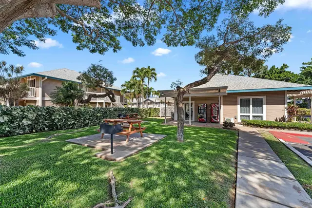 Listing Image for 480 Kenolio Rd 16-205 12 of 16