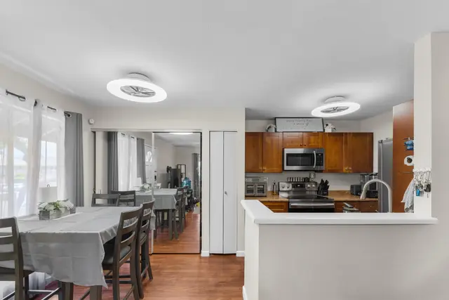 Listing Image for 480 Kenolio Rd 16-205 5 of 16