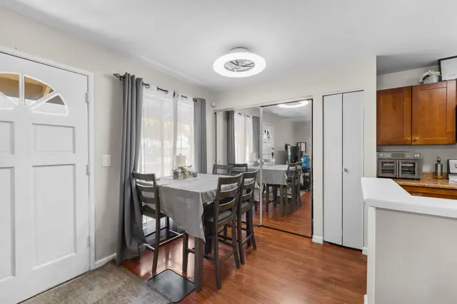 Listing Image for 480 Kenolio Rd 16-205 6 of 16