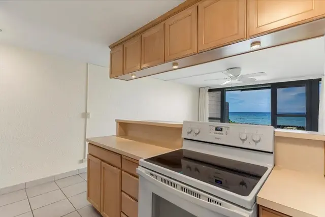 Listing Image for 3785 Lower Honoapiilani Rd 107 11 of 31