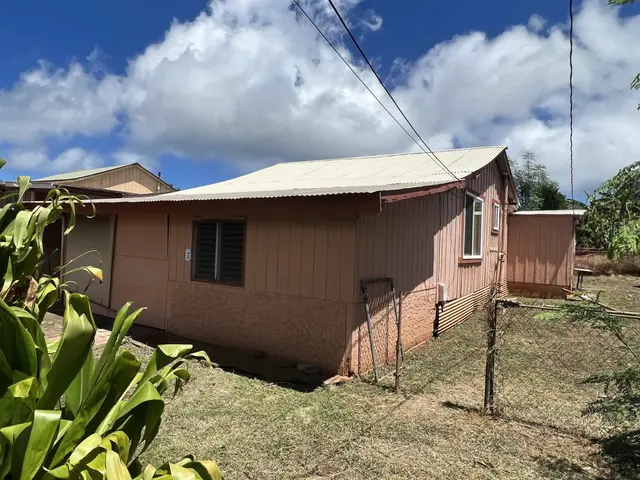 Listing Image for 1806 Epane St 2 of 19