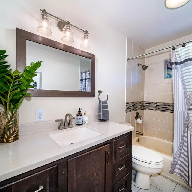 Listing Image for 185 Auhana Rd Unit B 17 of 41