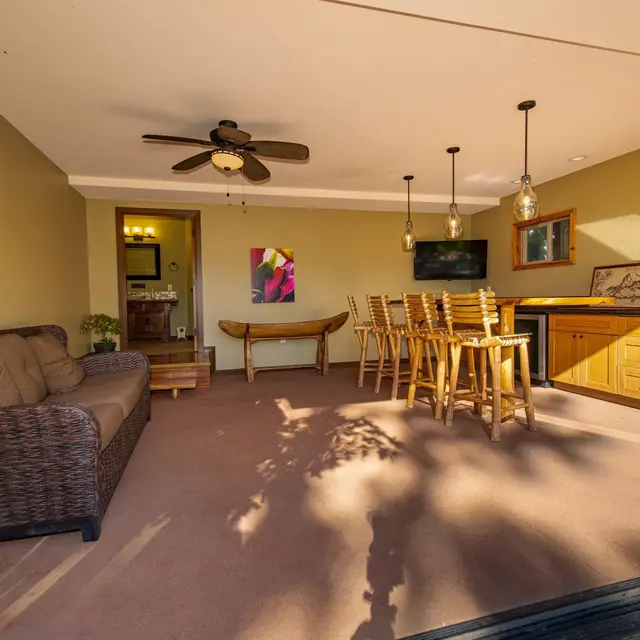 Listing Image for 185 Auhana Rd Unit B 24 of 41