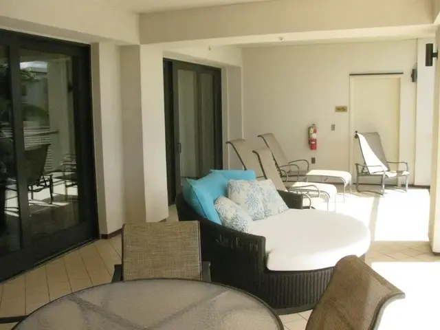 Listing Image for 1 Bay Dr 4604 9 of 30