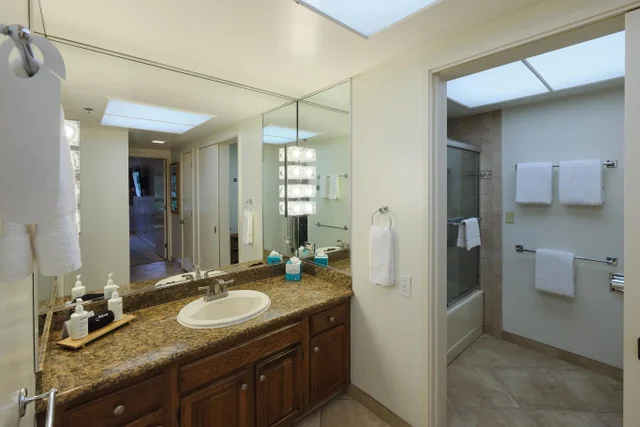 Listing Image for 50 Nohea Kai Dr I301 16 of 27