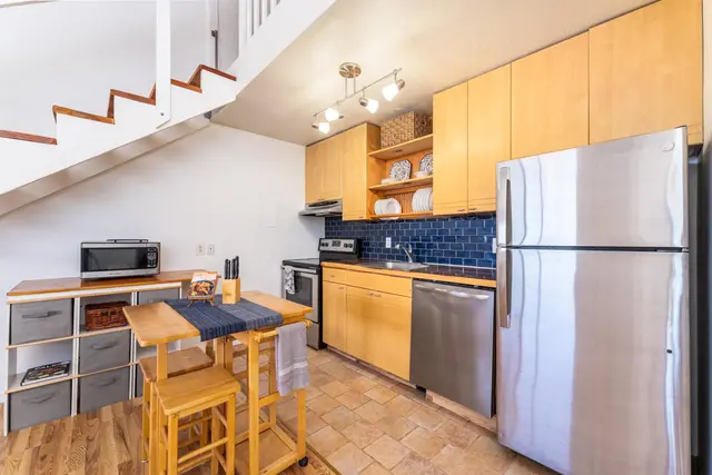 Listing Image for 99 Walaka St 18 12 of 36