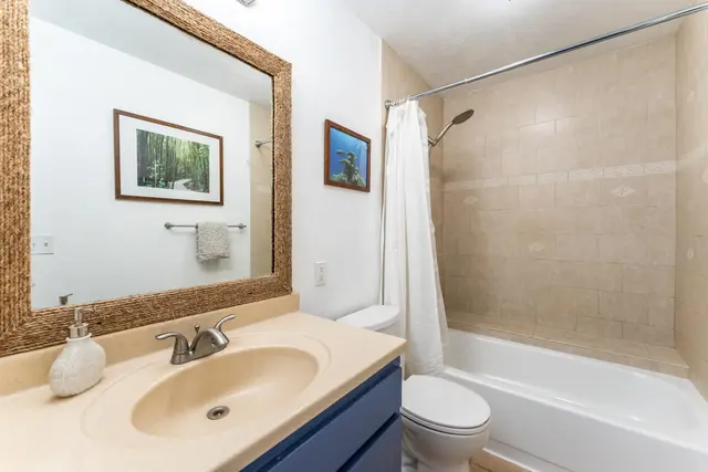 Listing Image for 99 Walaka St 18 28 of 36