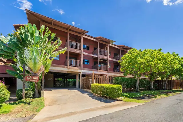 Listing Image for 99 Walaka St 18 31 of 36