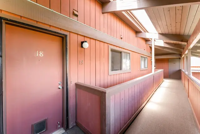 Listing Image for 99 Walaka St 18 35 of 36