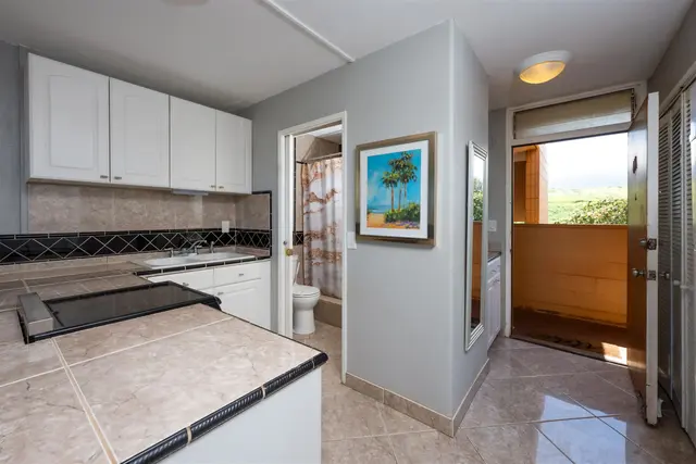 Listing Image for 3660 Lower Honoapiilani Rd 411 22 of 41