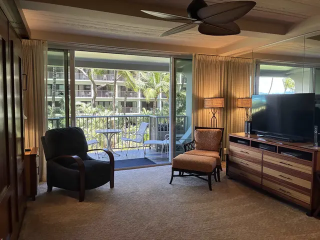 Listing Image for 2481 Kaanapali Pkwy 214 Y 12 of 27