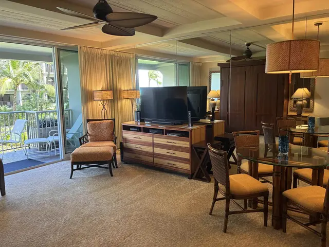 Listing Image for 2481 Kaanapali Pkwy 214 Y 13 of 27