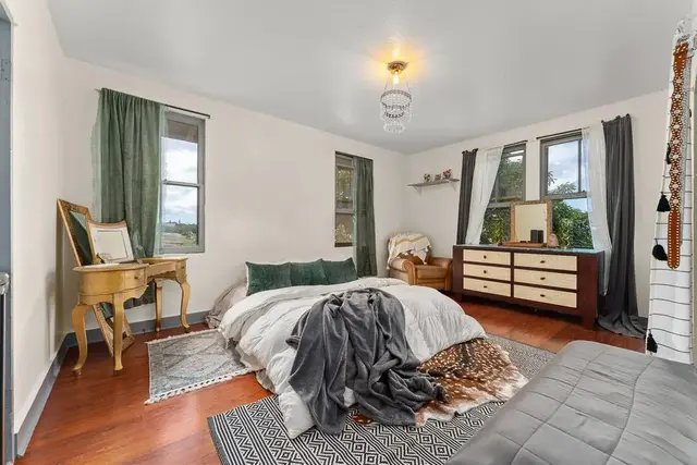 Listing Image for 2970 Kailiili Rd 1-b 17 of 47