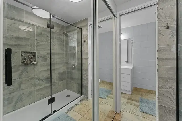 Listing Image for 1063 Lower Main St 401 19 of 25