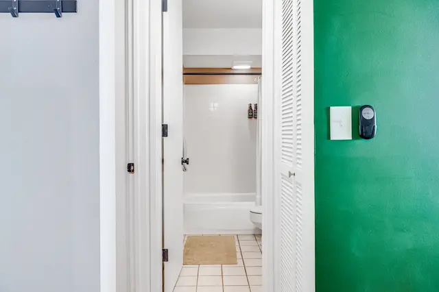 Listing Image for 30 Hauoli St 306 38 of 48