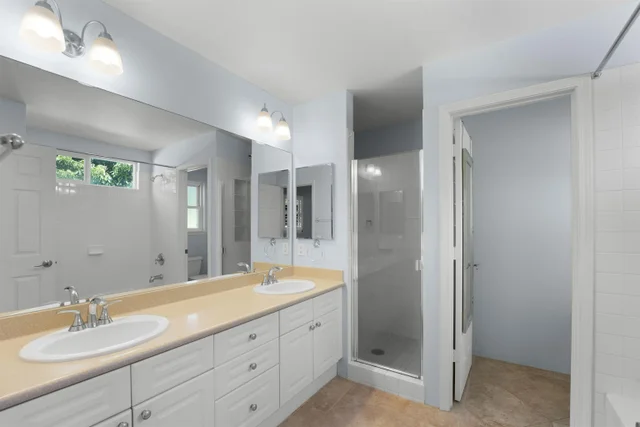 Listing Image for 129 Molehulehu Loop 18 of 49