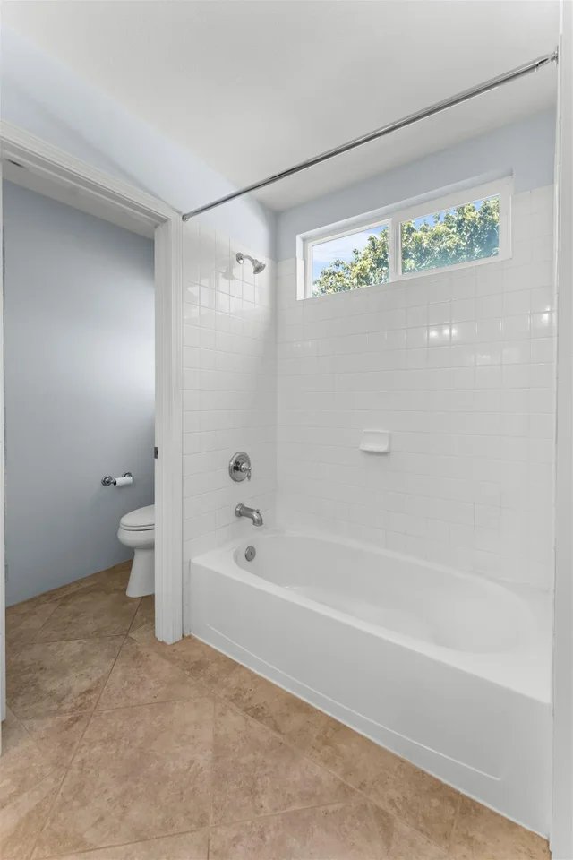 Listing Image for 129 Molehulehu Loop 20 of 49