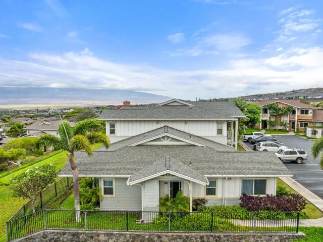 Listing Image for 123 Hoowaiwai Loop 1801 1 of 50