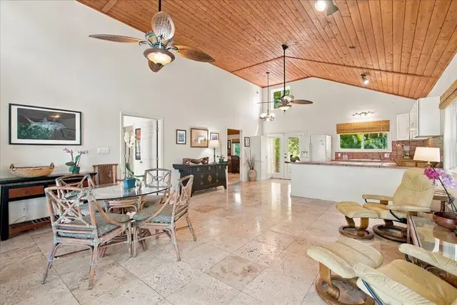 Listing Image for 1210 Uluniu Rd Unit 1 14 of 50