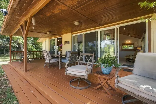 Listing Image for 1210 Uluniu Rd Unit 1 31 of 50