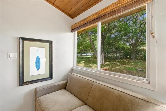 Listing Image for 1210 Uluniu Rd Unit 1 42 of 50