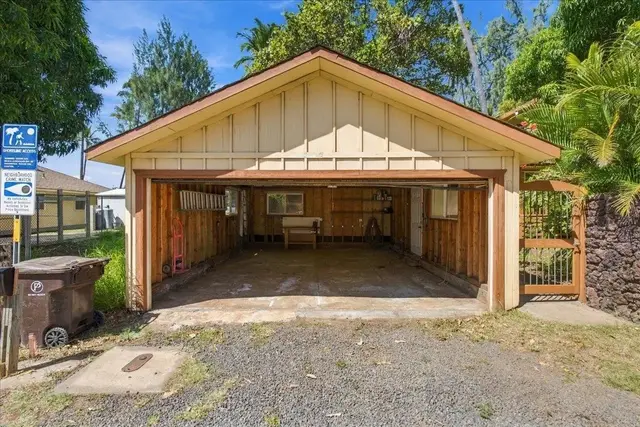 Listing Image for 1210 Uluniu Rd Unit 1 49 of 50