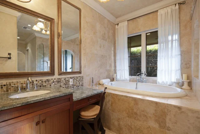 Listing Image for 174 Welau Way 19 of 38