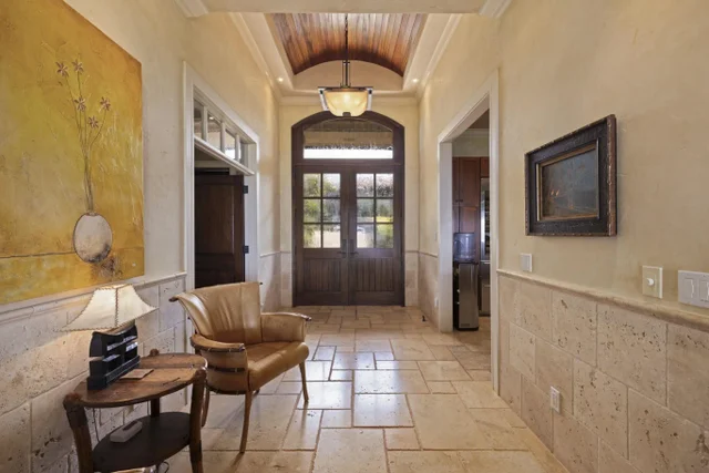 Listing Image for 174 Welau Way 3 of 38