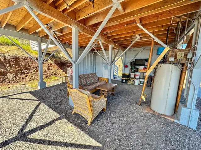 Listing Image for 464 Onioni Dr 19 of 36