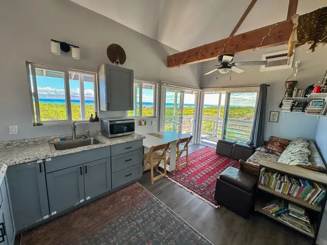 Listing Image for 464 Onioni Dr 8 of 36