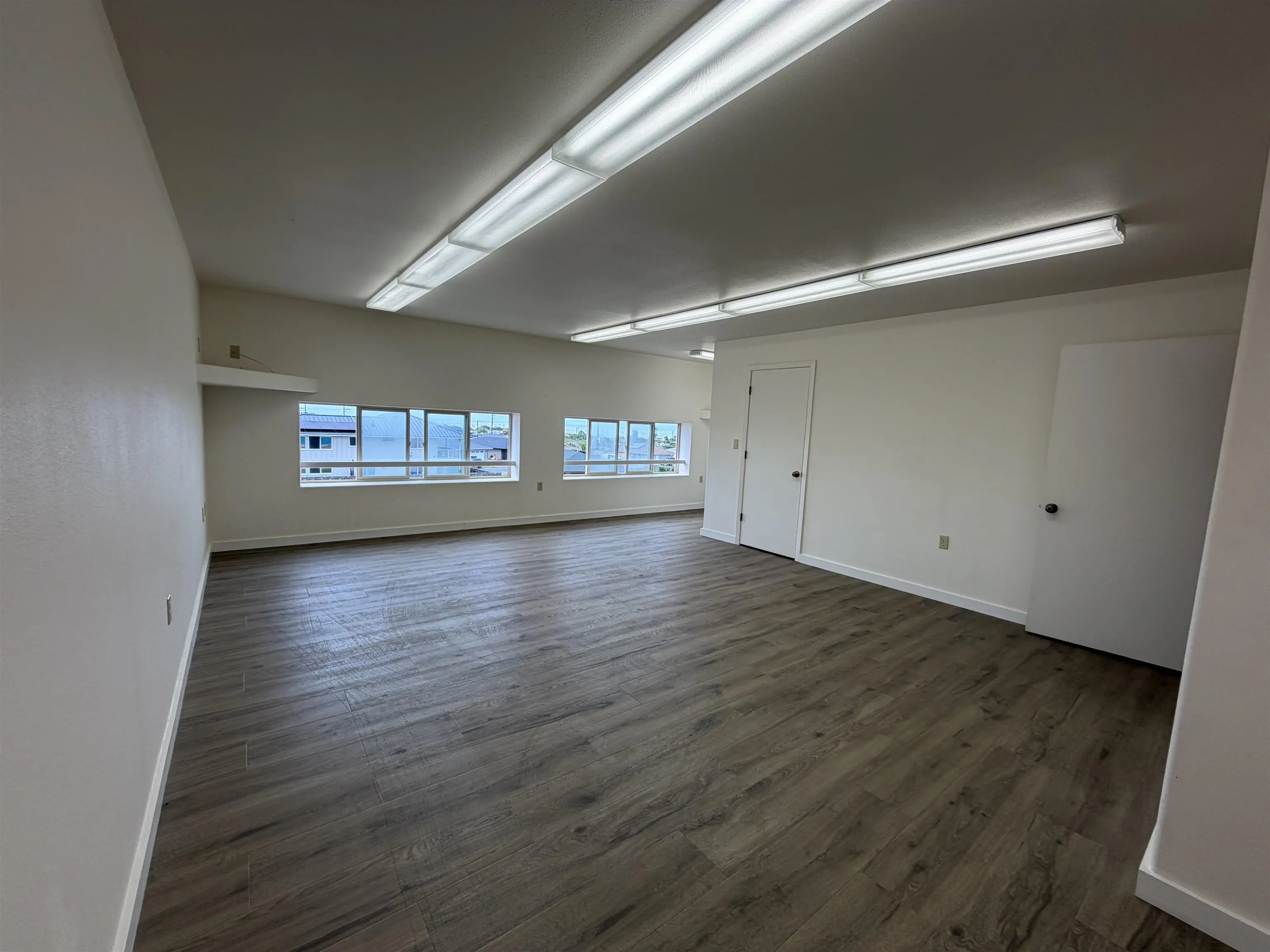 Photo of Listing #409114